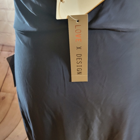 Love* Design Maxi Dress - Picture 2 of 6